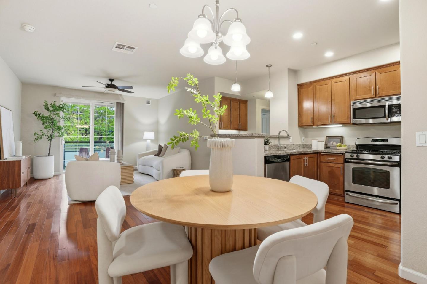 Photo #12: ML82043734 Listing: Photo #12