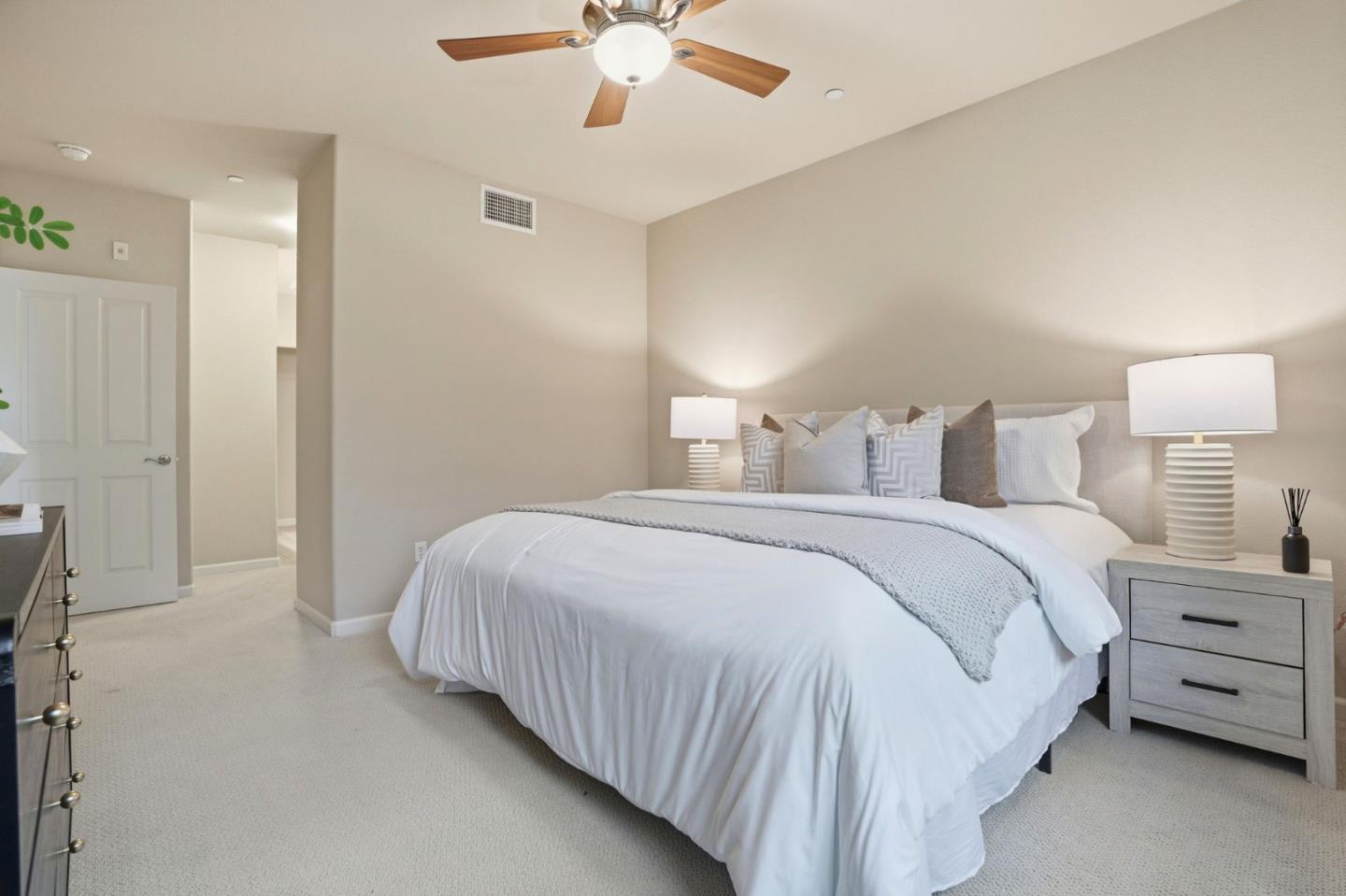 Photo #18: ML82043734 Listing: Photo #18