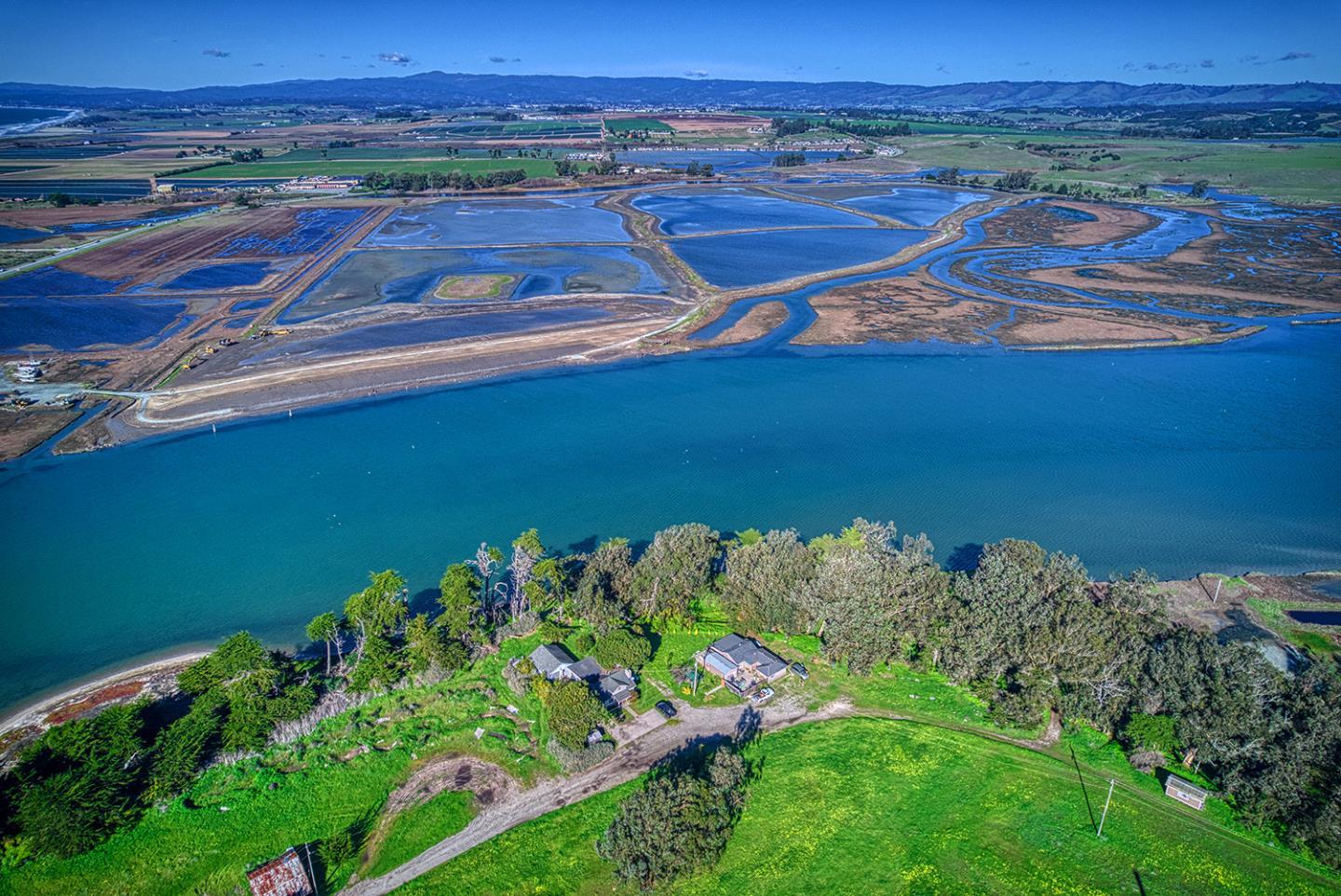 Detail Gallery Image 48 of 55 For 7201 Ca-1, Moss Landing,  CA 95039 - 9 Beds | 8 Baths