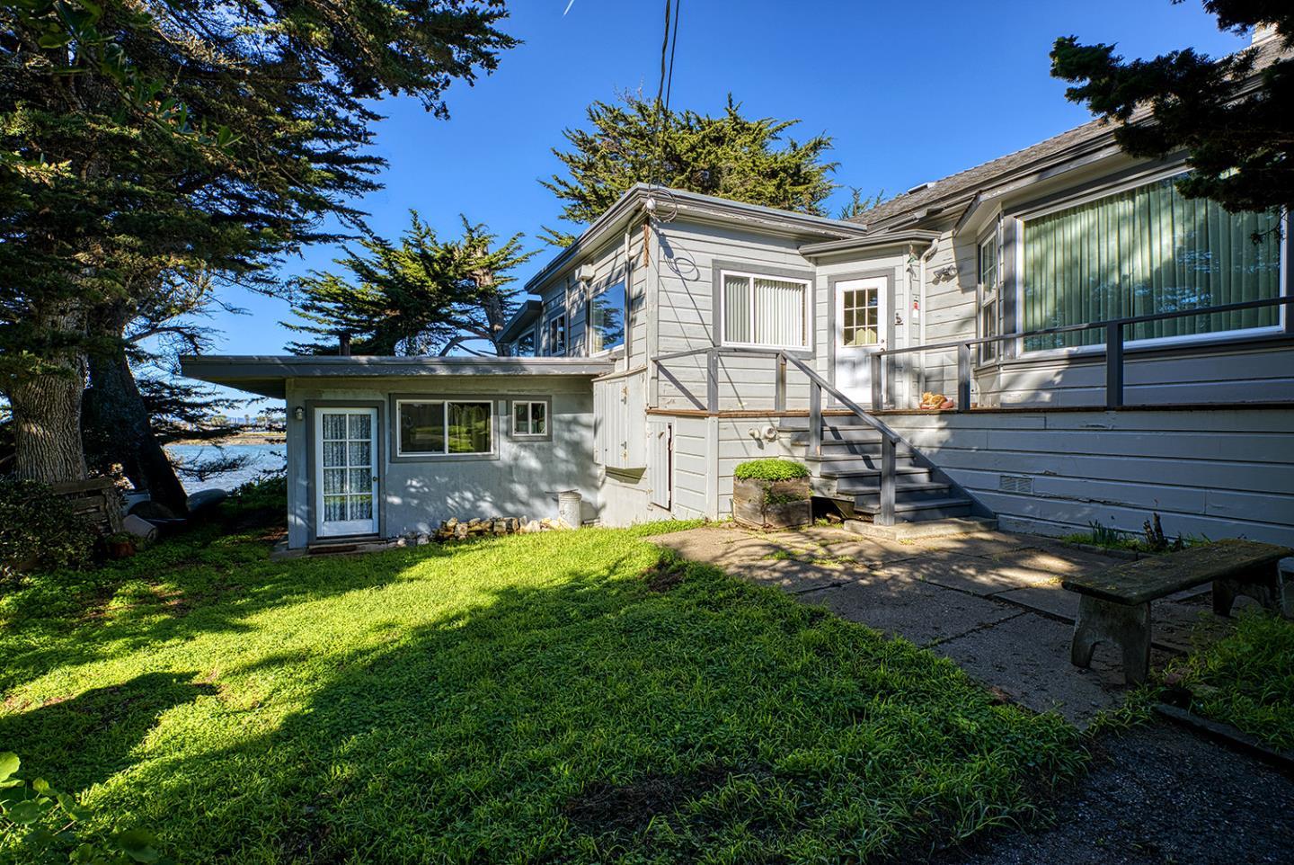 Detail Gallery Image 6 of 55 For 7201 Ca-1, Moss Landing,  CA 95039 - 9 Beds | 8 Baths