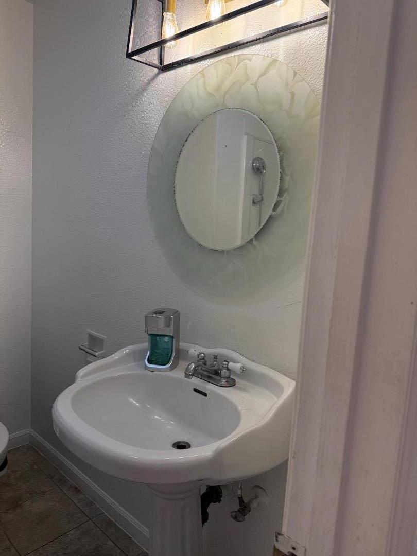 Detail Gallery Image 12 of 13 For 1133 Topaz Dr, Manteca,  CA 95336 - 4 Beds | 2 Baths