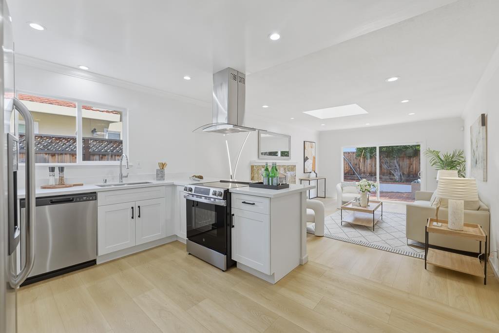 Detail Gallery Image 7 of 28 For 6394 Menlo Dr, San Jose,  CA 95120 - 3 Beds | 2 Baths