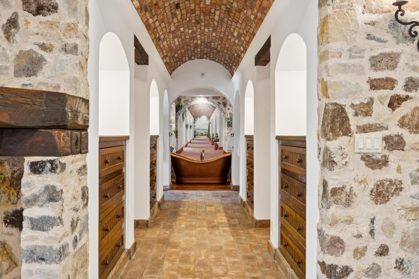 Detail Gallery Image 17 of 65 For 600 Moore Rd, Woodside,  CA 94062 - 4 Beds | 4/1 Baths