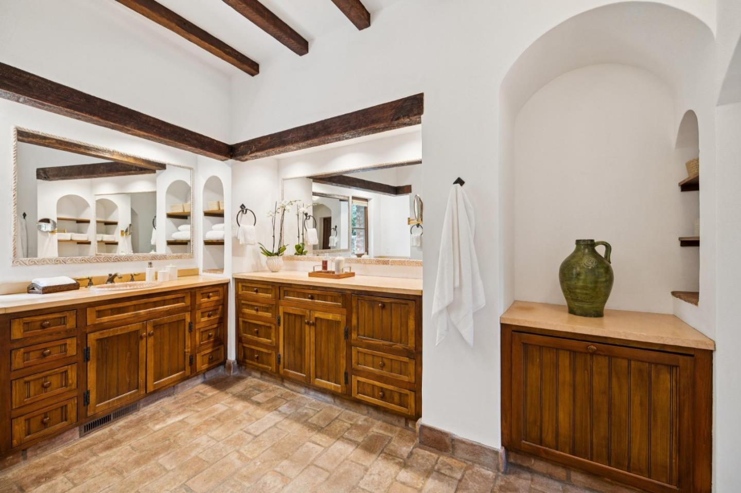 Detail Gallery Image 20 of 65 For 600 Moore Rd, Woodside,  CA 94062 - 4 Beds | 4/1 Baths