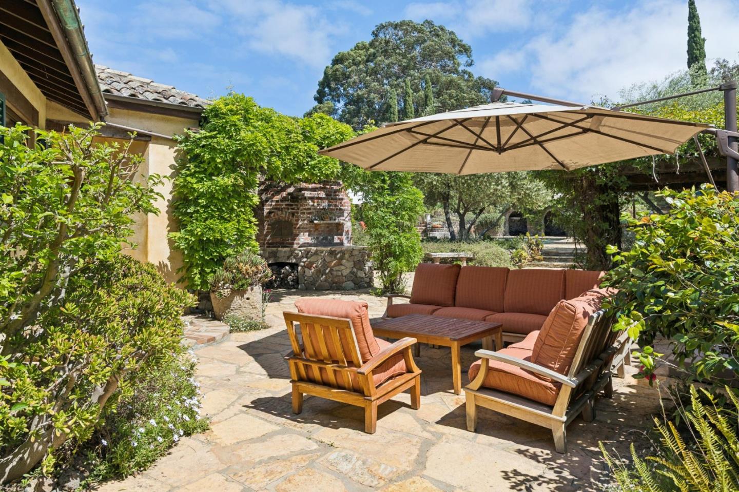 Detail Gallery Image 32 of 65 For 600 Moore Rd, Woodside,  CA 94062 - 4 Beds | 4/1 Baths