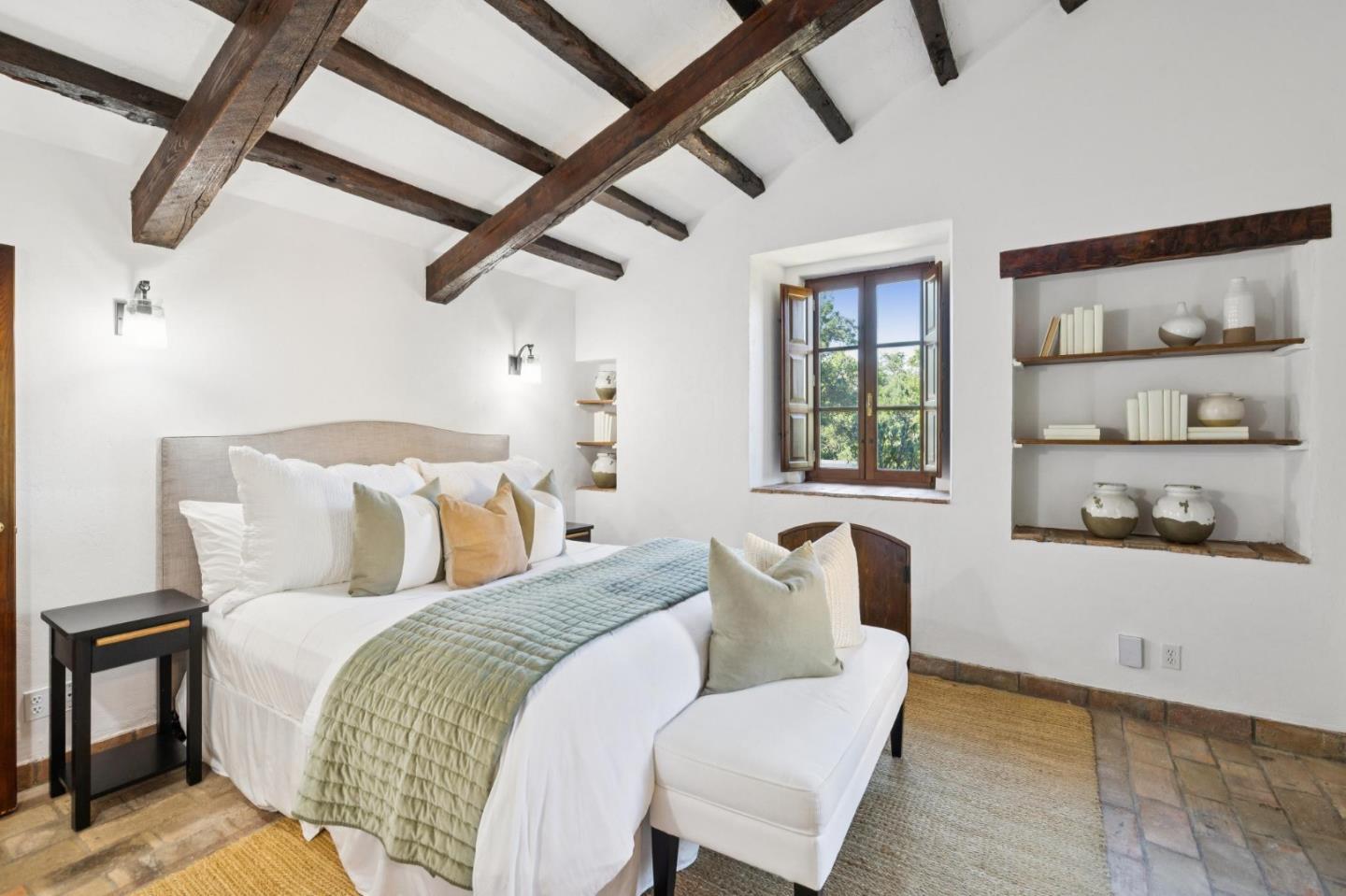 Detail Gallery Image 39 of 65 For 600 Moore Rd, Woodside,  CA 94062 - 4 Beds | 4/1 Baths