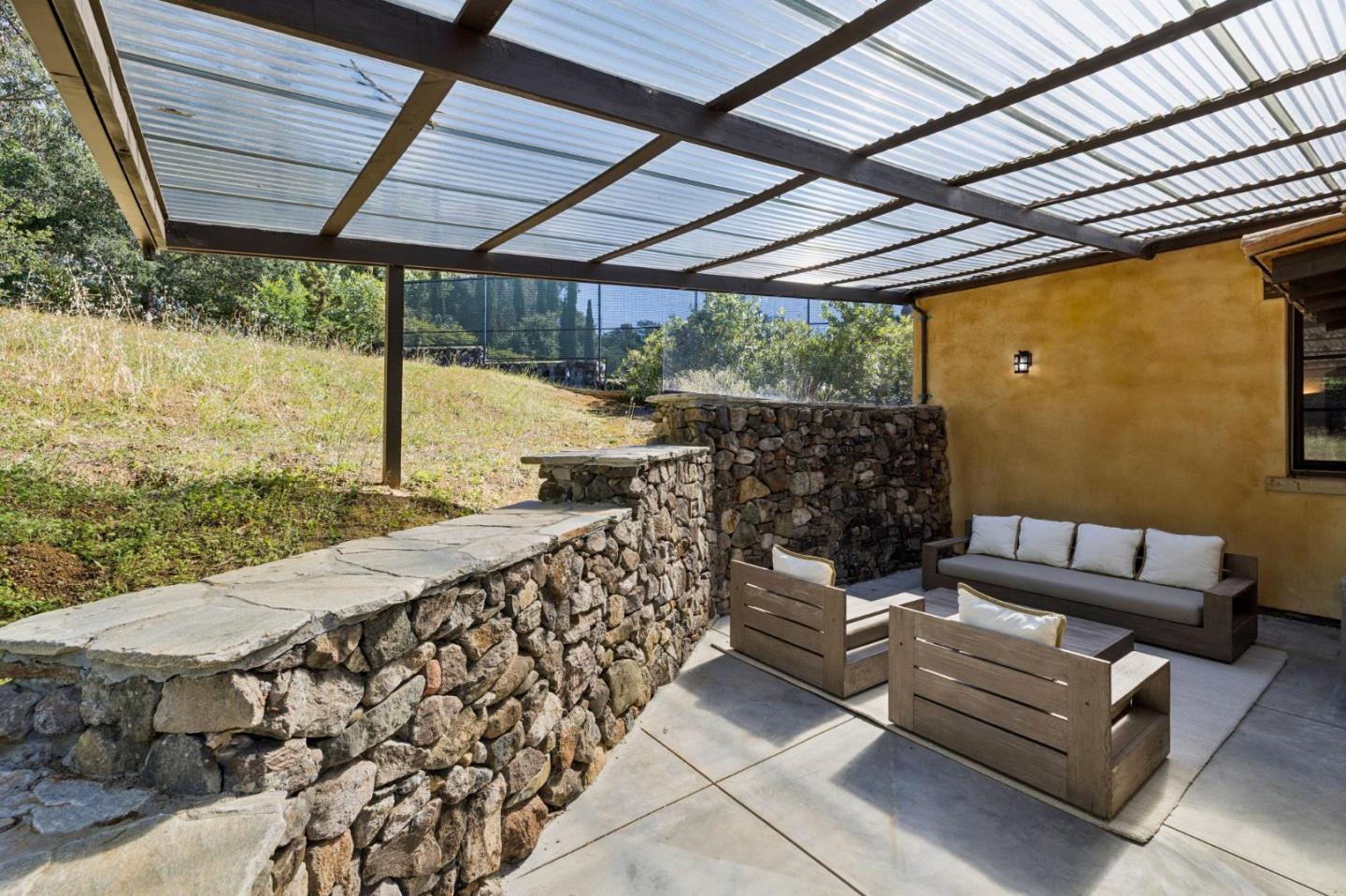 Detail Gallery Image 44 of 65 For 600 Moore Rd, Woodside,  CA 94062 - 4 Beds | 4/1 Baths