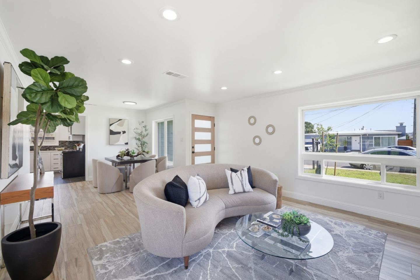 Front Image Thumbnail for ML82043746