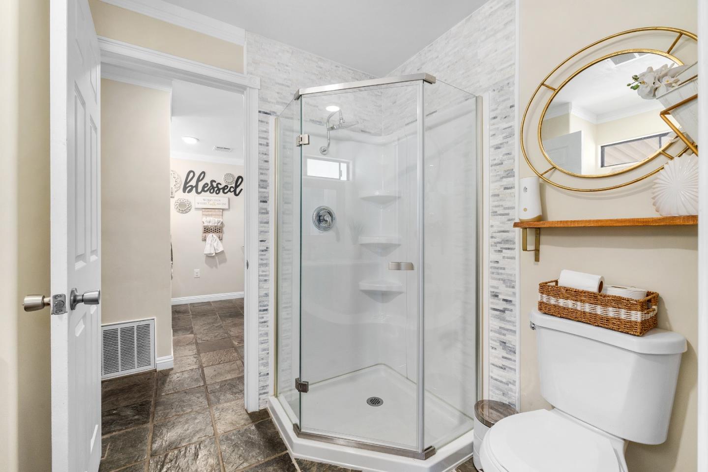 Detail Gallery Image 16 of 36 For 789 Green Valley Rd #11,  Watsonville,  CA 95076 - 2 Beds | 2 Baths