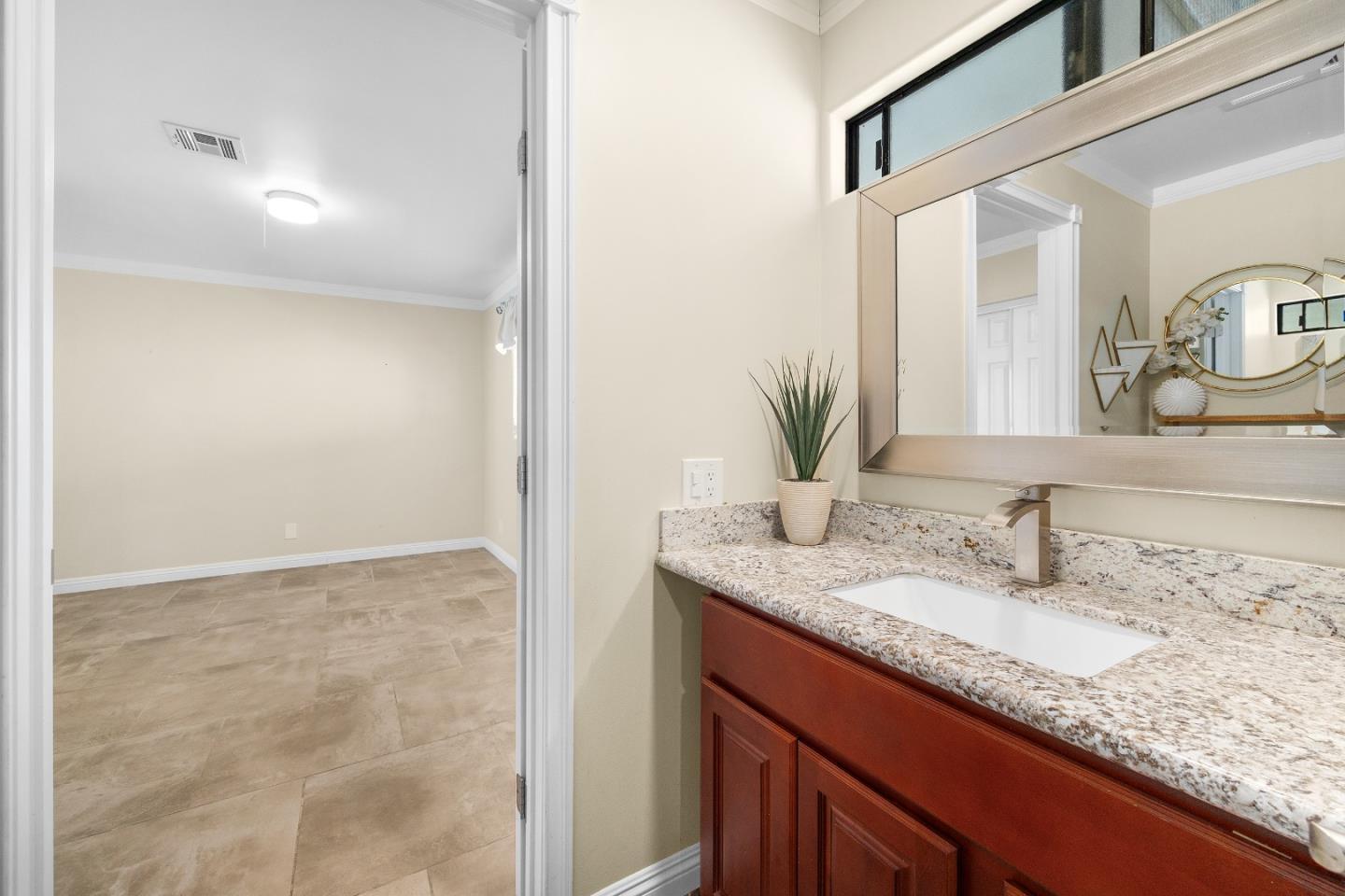 Detail Gallery Image 17 of 36 For 789 Green Valley Rd #11,  Watsonville,  CA 95076 - 2 Beds | 2 Baths