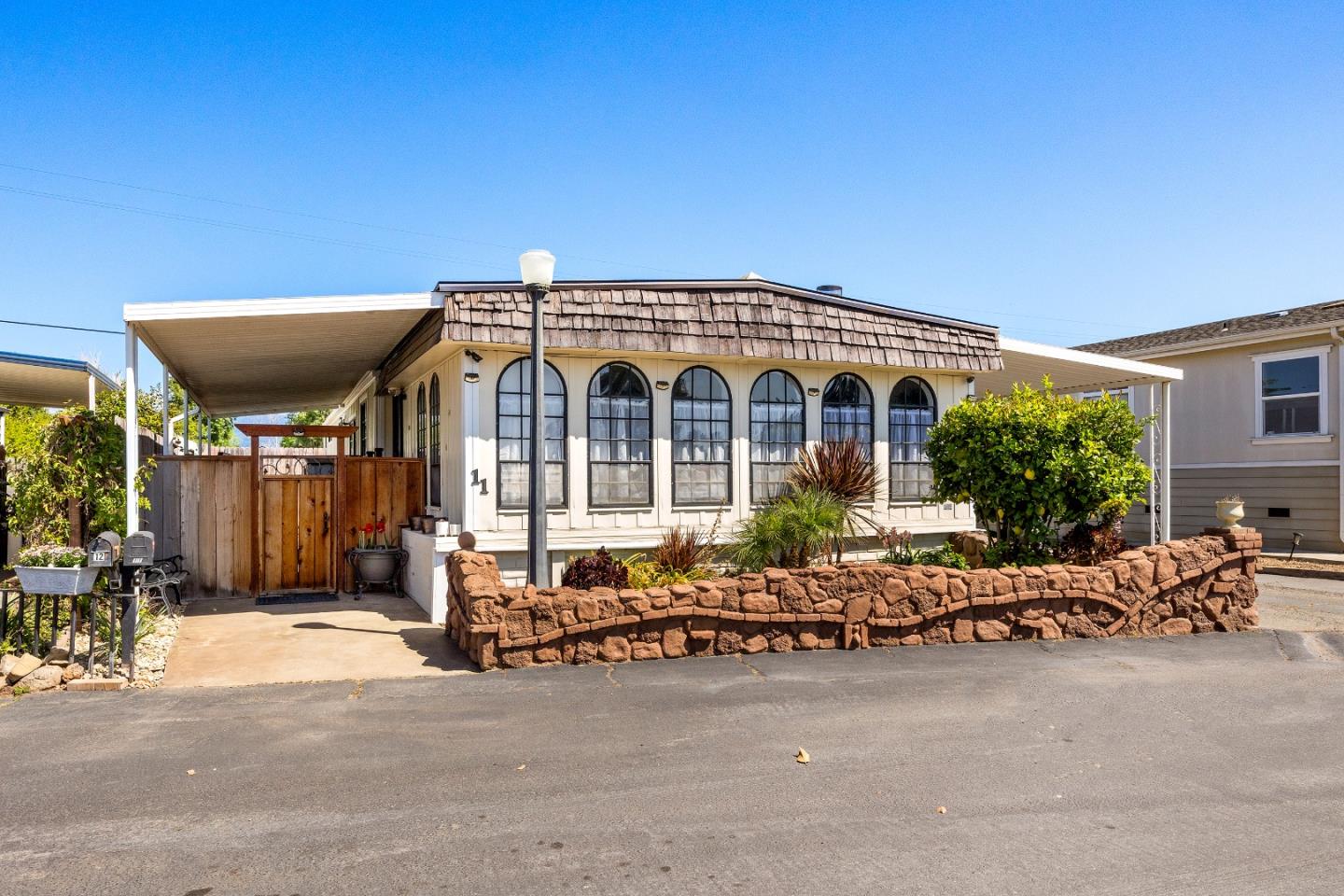 Detail Gallery Image 2 of 36 For 789 Green Valley Rd #11,  Watsonville,  CA 95076 - 2 Beds | 2 Baths