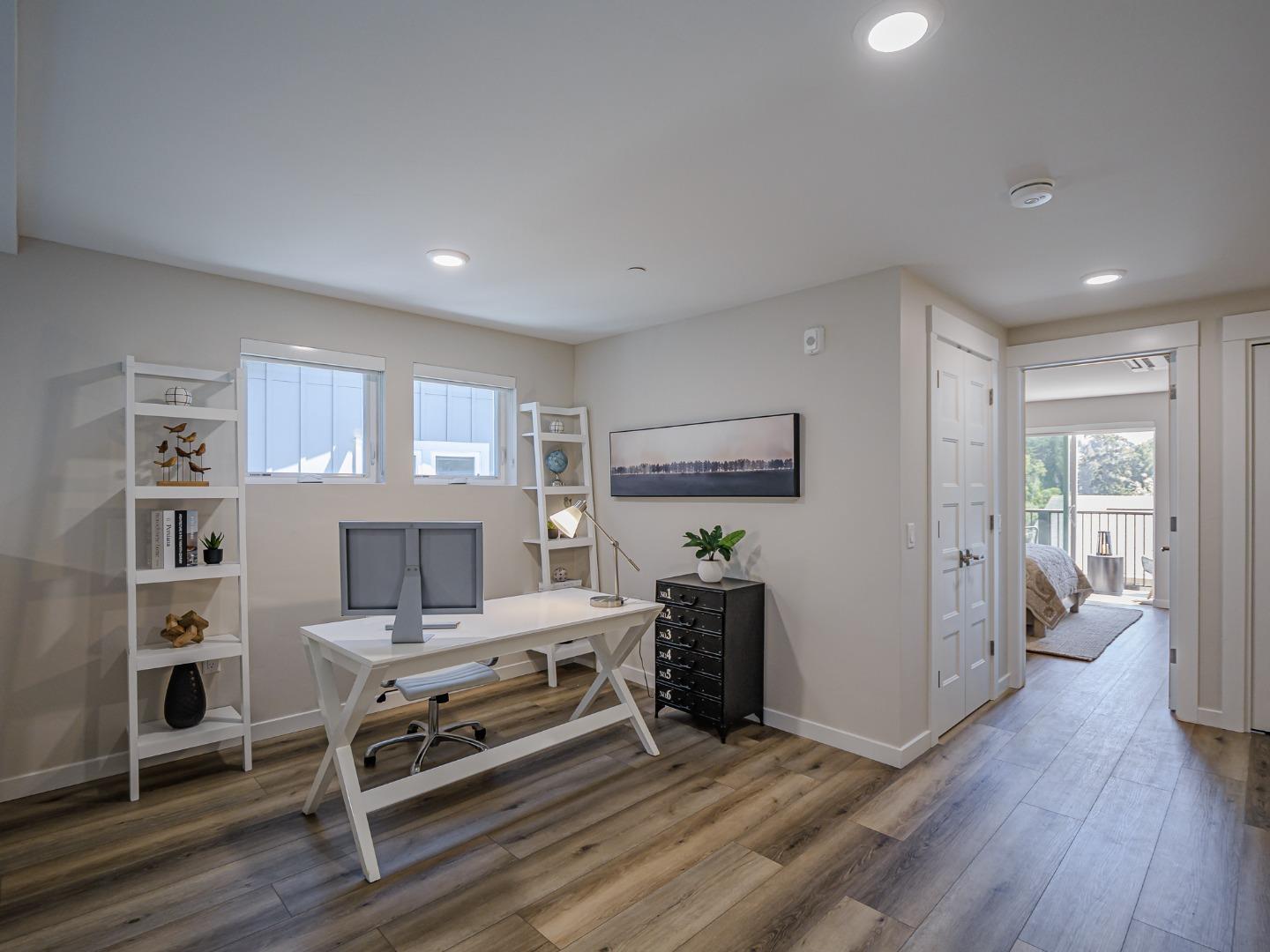 Detail Gallery Image 12 of 25 For 136 Aptos Village Way #1,  Aptos,  CA 95003 - 2 Beds | 2 Baths