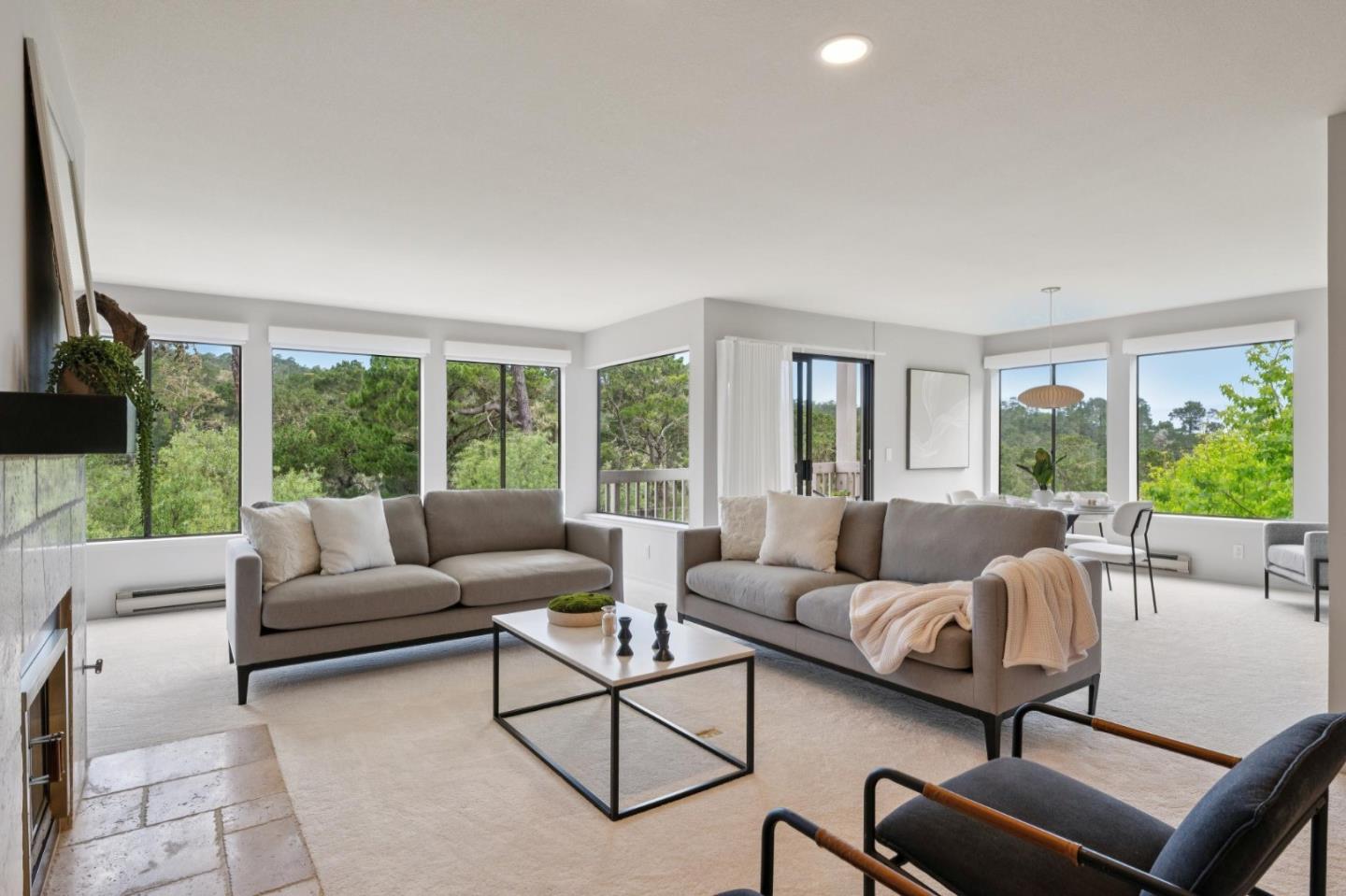 Front Image Thumbnail for ML82043756