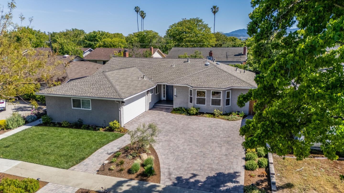 Front Image Thumbnail for ML82043757