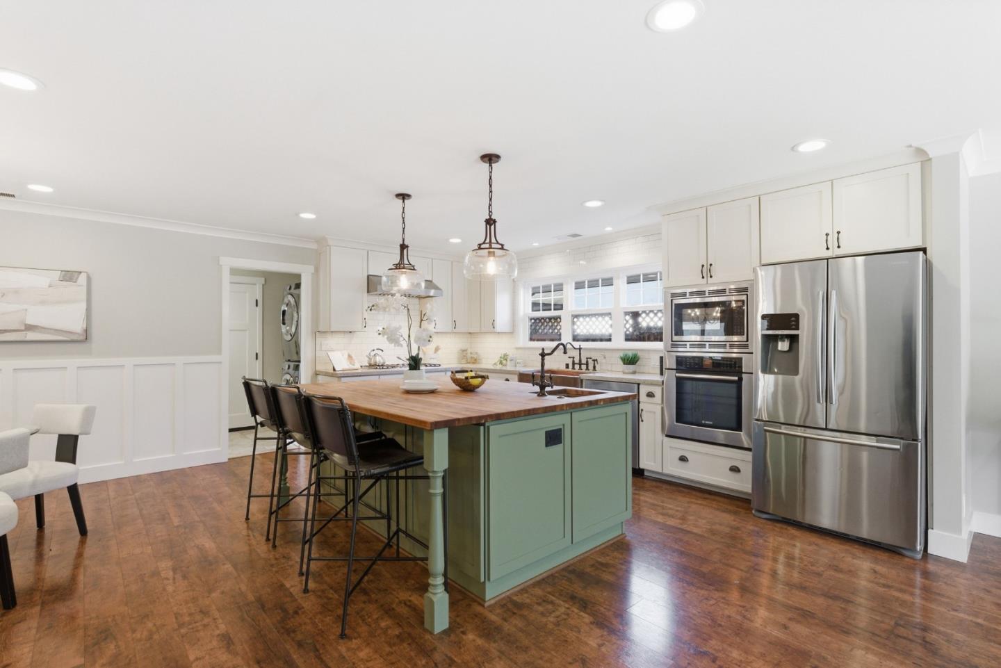 Detail Gallery Image 11 of 69 For 1594 Chambers Dr, San Jose,  CA 95118 - 4 Beds | 2/1 Baths