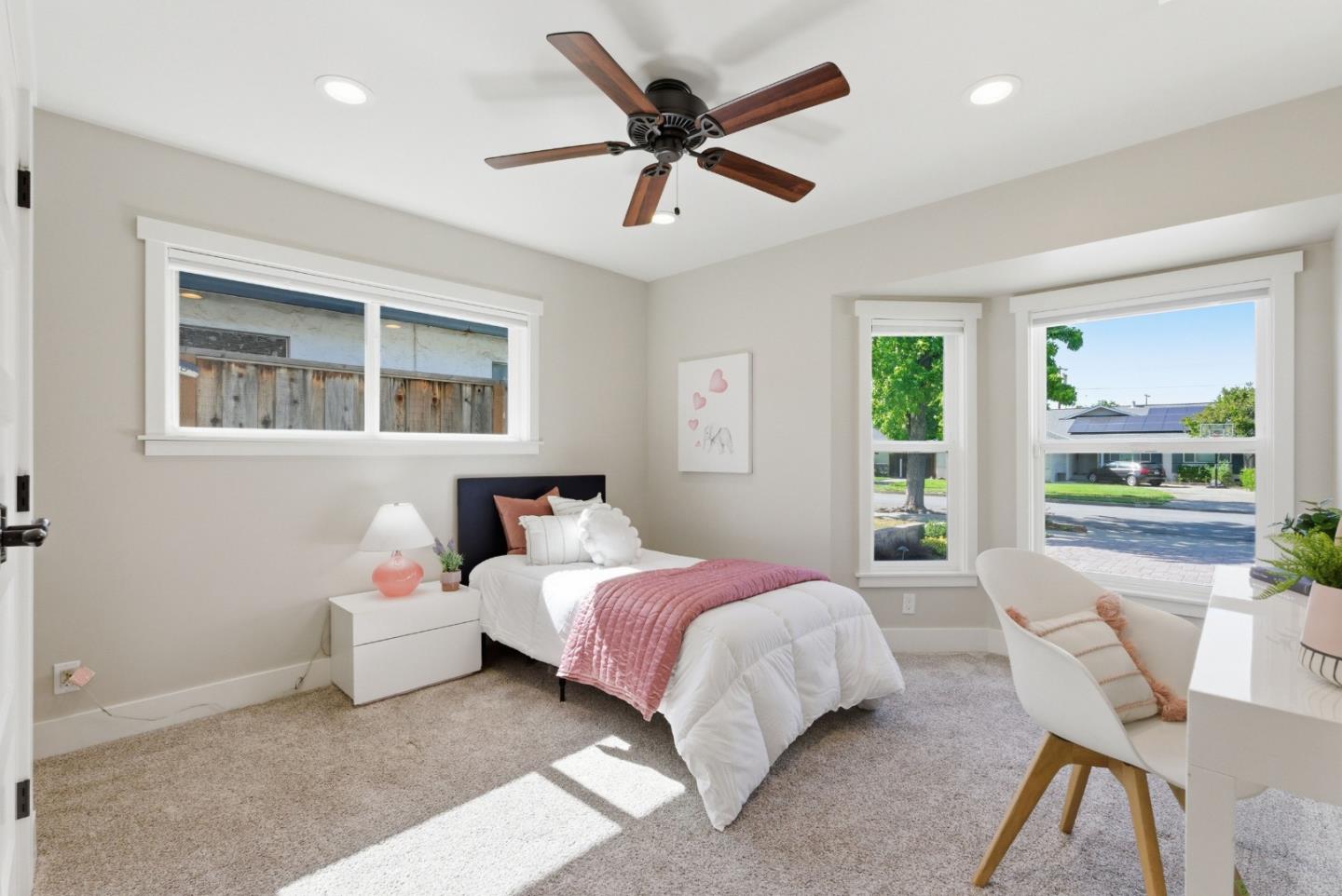 Detail Gallery Image 33 of 69 For 1594 Chambers Dr, San Jose,  CA 95118 - 4 Beds | 2/1 Baths