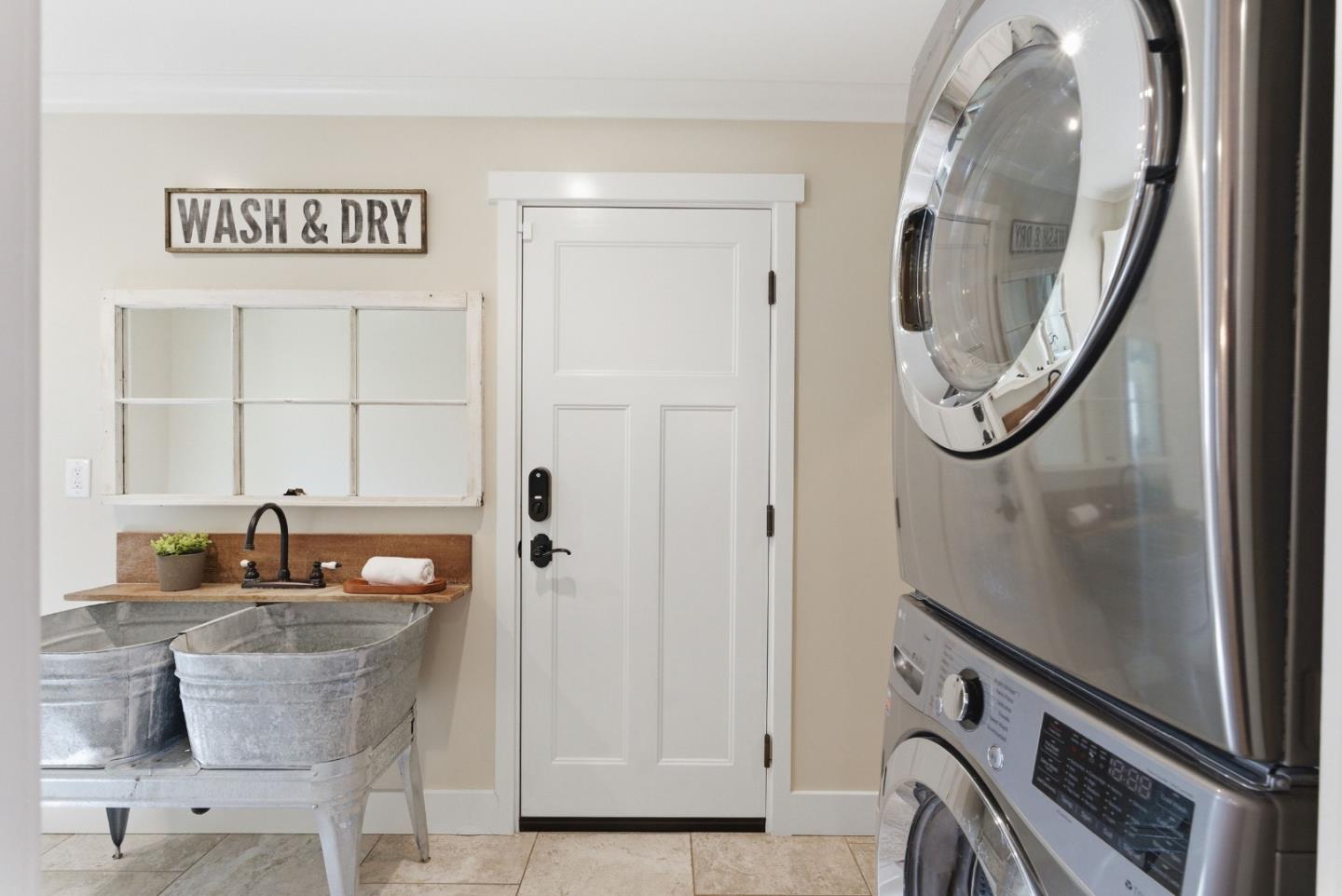 Detail Gallery Image 39 of 69 For 1594 Chambers Dr, San Jose,  CA 95118 - 4 Beds | 2/1 Baths