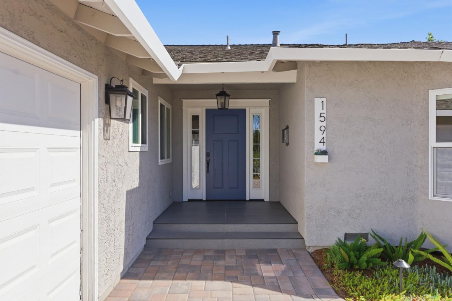 Detail Gallery Image 5 of 69 For 1594 Chambers Dr, San Jose,  CA 95118 - 4 Beds | 2/1 Baths