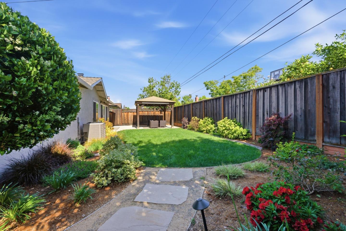 Detail Gallery Image 50 of 69 For 1594 Chambers Dr, San Jose,  CA 95118 - 4 Beds | 2/1 Baths