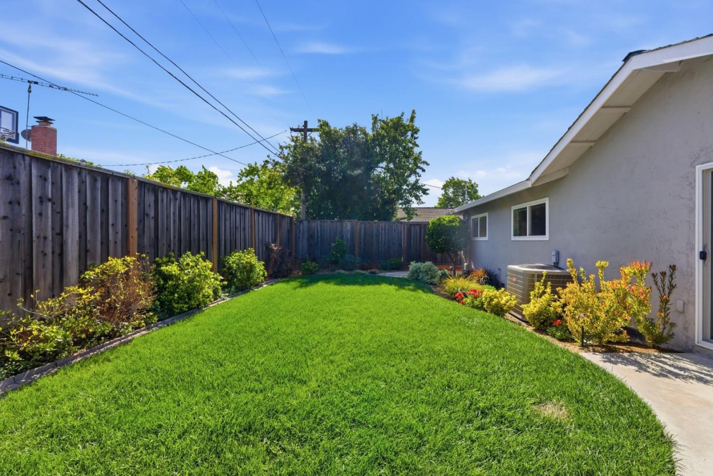 Detail Gallery Image 52 of 69 For 1594 Chambers Dr, San Jose,  CA 95118 - 4 Beds | 2/1 Baths