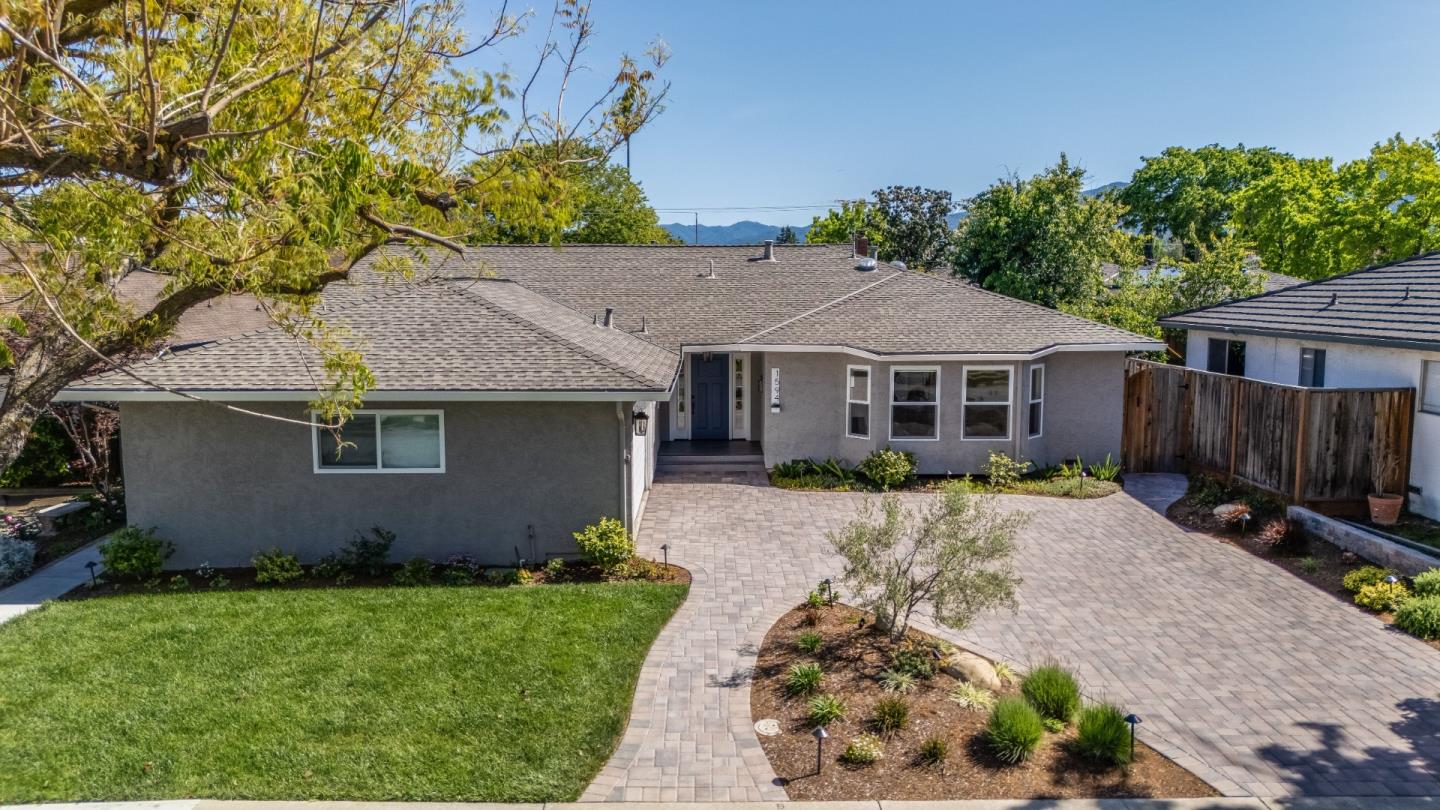 Detail Gallery Image 60 of 69 For 1594 Chambers Dr, San Jose,  CA 95118 - 4 Beds | 2/1 Baths