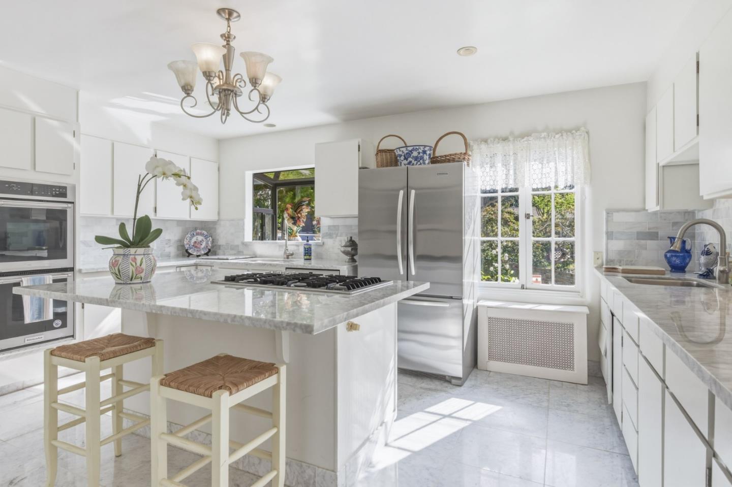 Detail Gallery Image 14 of 34 For 25286 Hatton Rd, Carmel,  CA 93923 - 5 Beds | 5 Baths