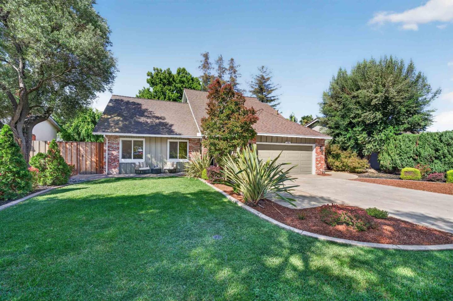 Detail Gallery Image 7 of 85 For 298 Mcduff Ave, Fremont,  CA 94539 - 5 Beds | 3 Baths