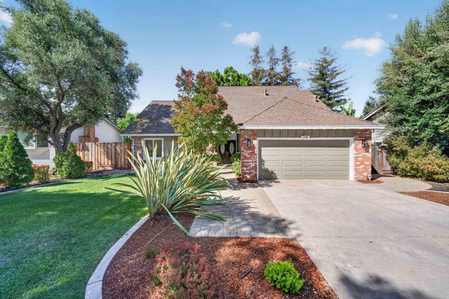 Detail Gallery Image 8 of 85 For 298 Mcduff Ave, Fremont,  CA 94539 - 5 Beds | 3 Baths