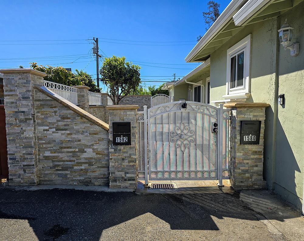 Detail Gallery Image 5 of 40 For 1582 Fall Ave, San Jose,  CA 95127 - 4 Beds | 2 Baths