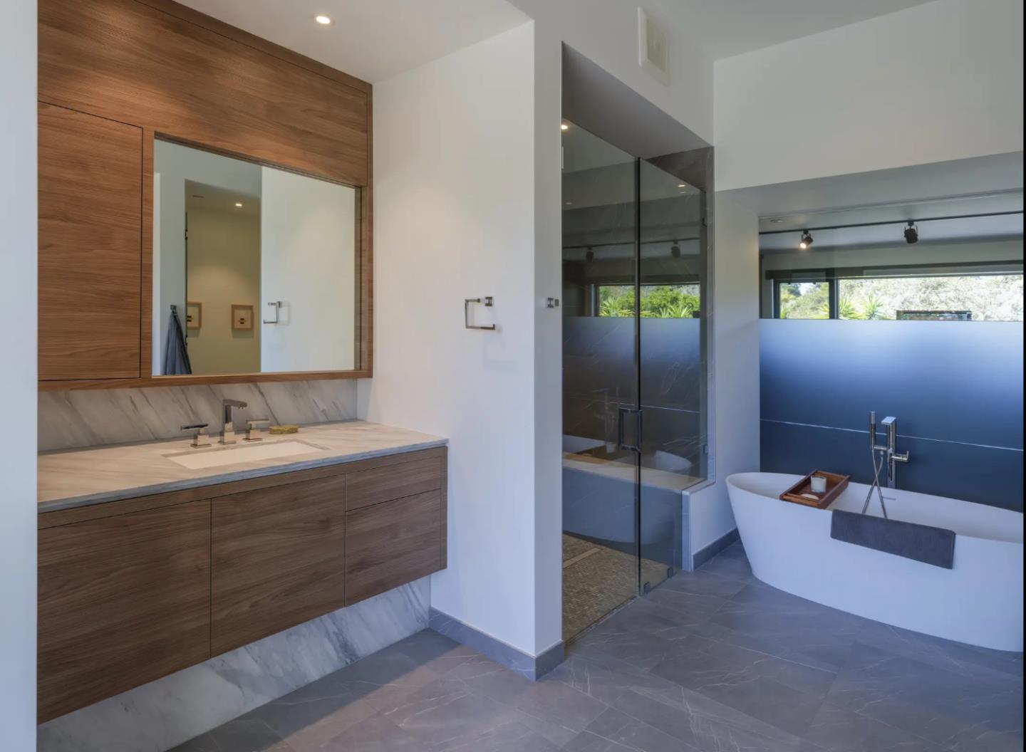 Detail Gallery Image 11 of 16 For 26187 Camino Real, Carmel,  CA 93923 - 3 Beds | 3 Baths