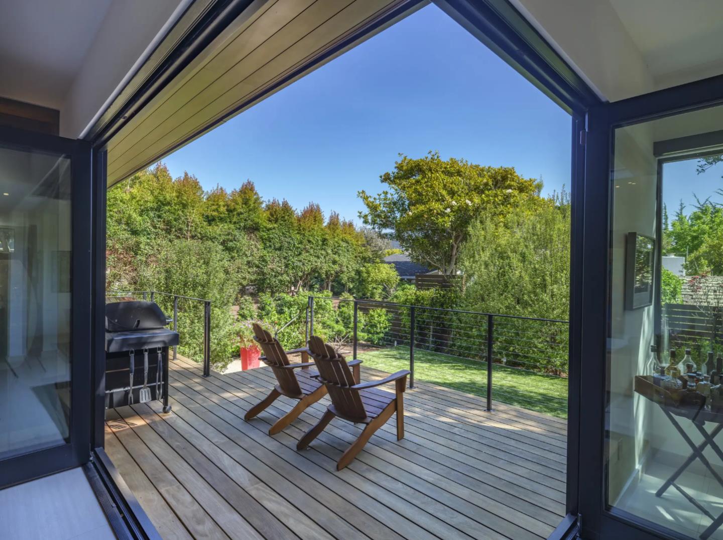 Detail Gallery Image 8 of 16 For 26187 Camino Real, Carmel,  CA 93923 - 3 Beds | 3 Baths