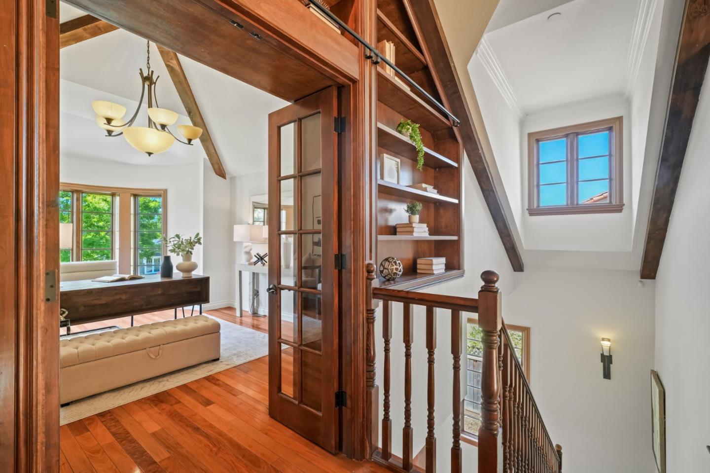 Detail Gallery Image 24 of 44 For 216 Bloomfield Rd, Burlingame,  CA 94010 - 5 Beds | 4 Baths