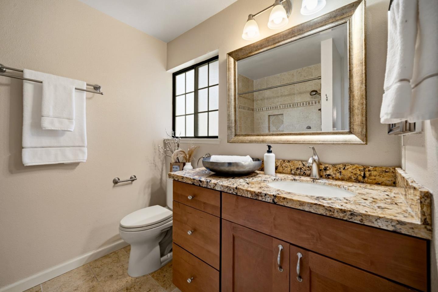 Detail Gallery Image 14 of 20 For 112 Quail Run Ct, Monterey,  CA 93940 - 2 Beds | 2 Baths