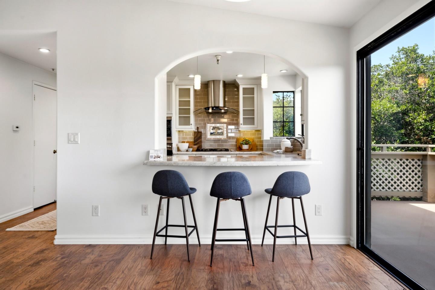 Detail Gallery Image 7 of 20 For 112 Quail Run Ct, Monterey,  CA 93940 - 2 Beds | 2 Baths