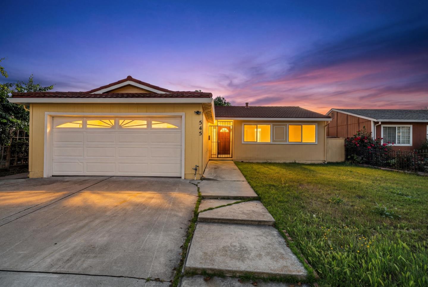 Front Image Thumbnail for ML82043785