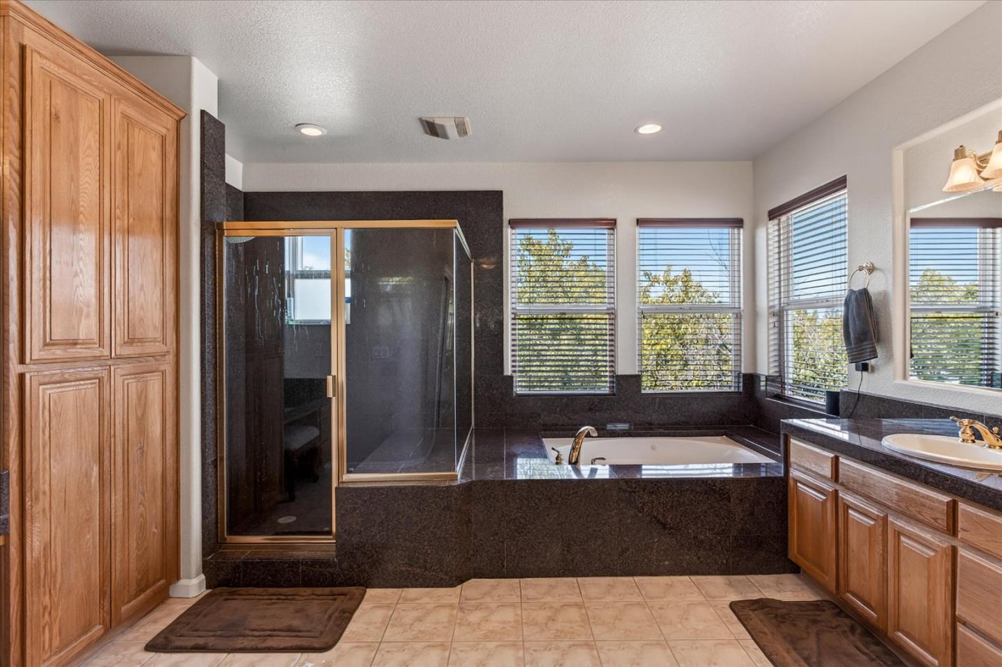 Detail Gallery Image 23 of 44 For 122 Piedmont Rd, Milpitas,  CA 95035 - 4 Beds | 3/1 Baths