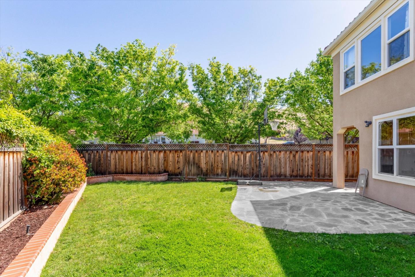 Detail Gallery Image 38 of 44 For 122 Piedmont Rd, Milpitas,  CA 95035 - 4 Beds | 3/1 Baths