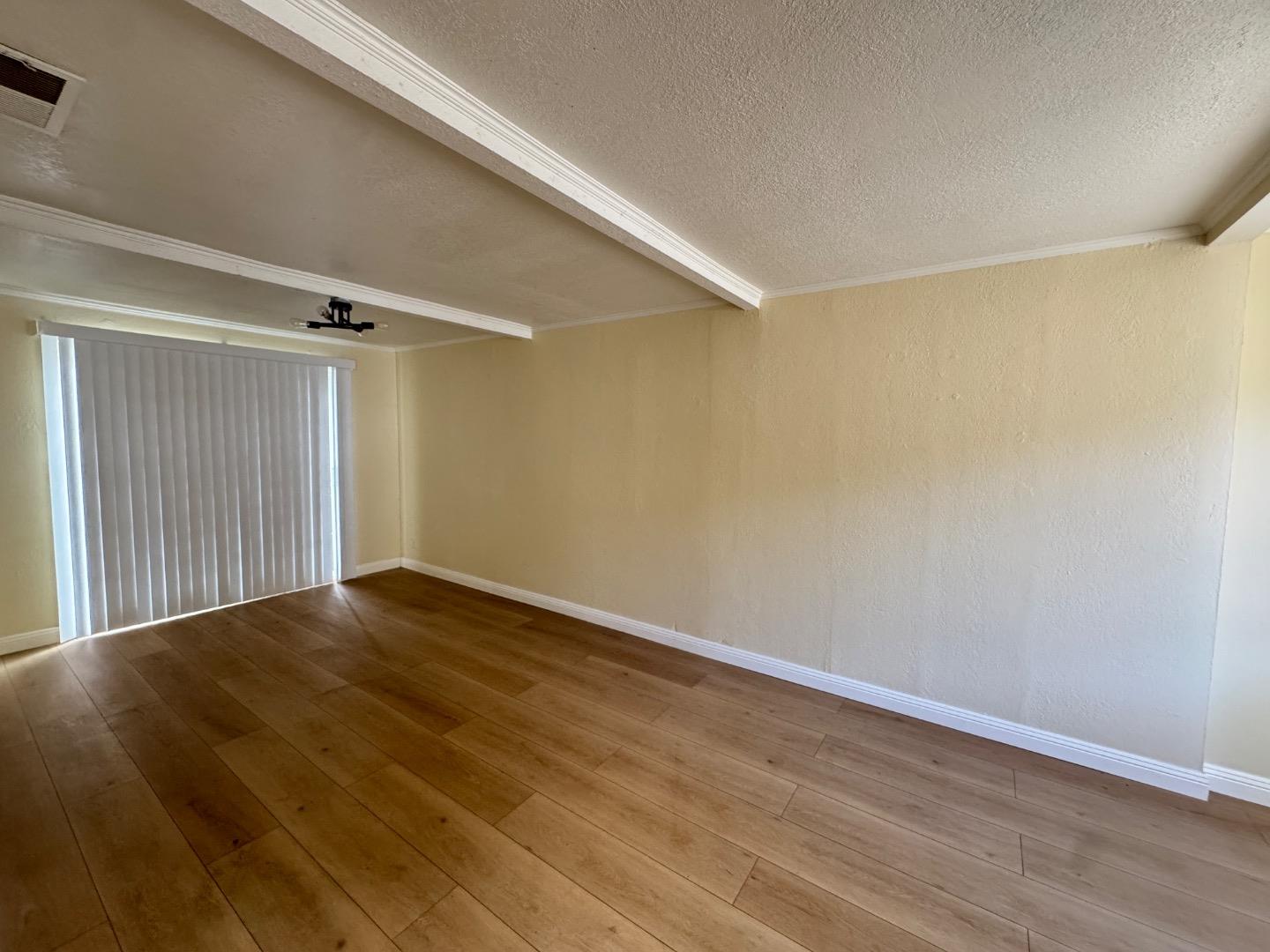 Detail Gallery Image 10 of 28 For 380 Montalvin Dr, San Pablo,  CA 94806 - 4 Beds | 2 Baths