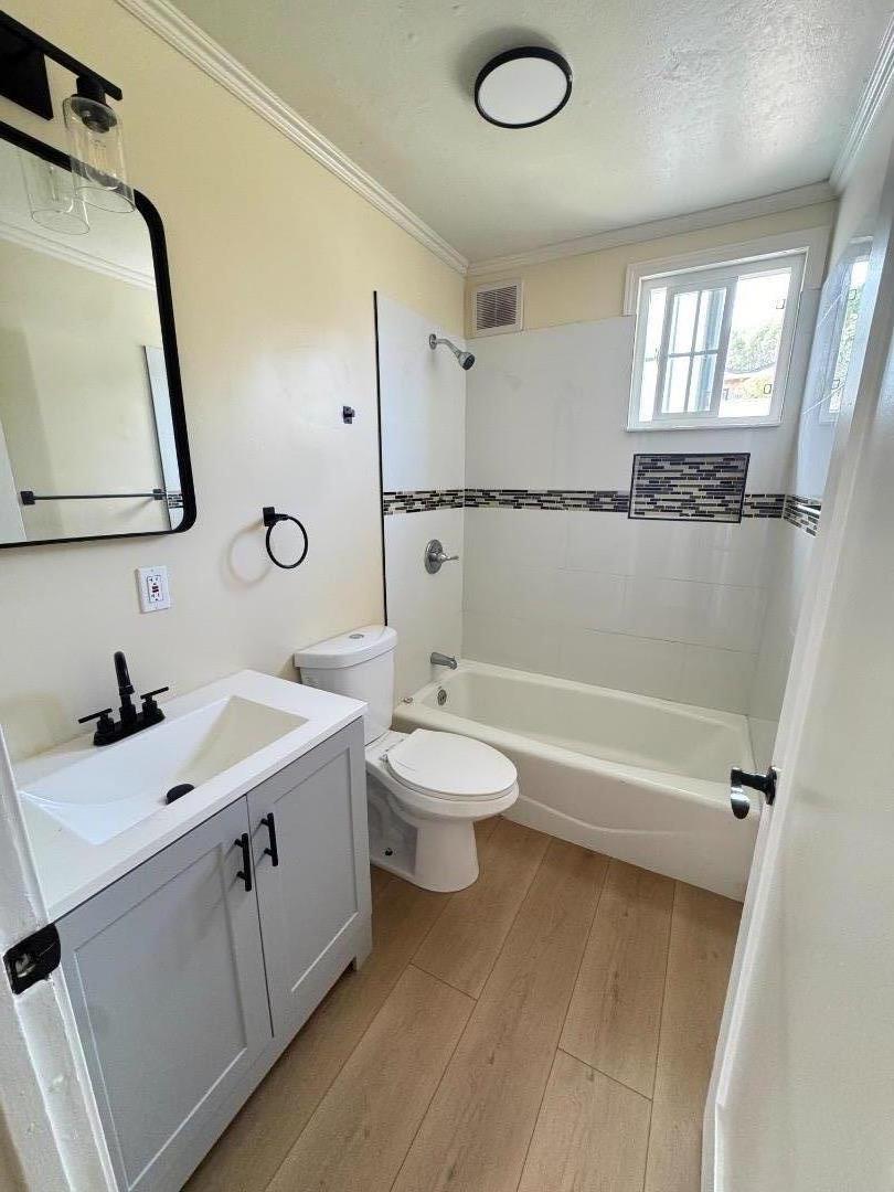 Detail Gallery Image 13 of 28 For 380 Montalvin Dr, San Pablo,  CA 94806 - 4 Beds | 2 Baths