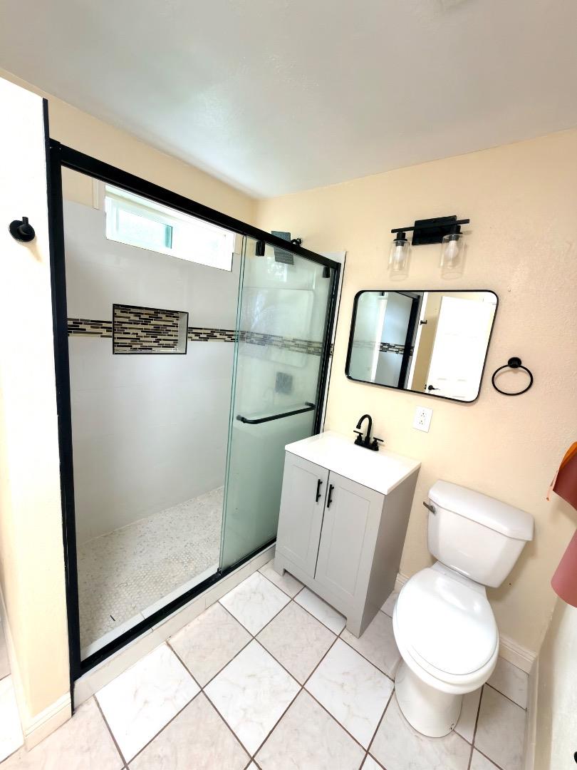 Detail Gallery Image 21 of 28 For 380 Montalvin Dr, San Pablo,  CA 94806 - 4 Beds | 2 Baths