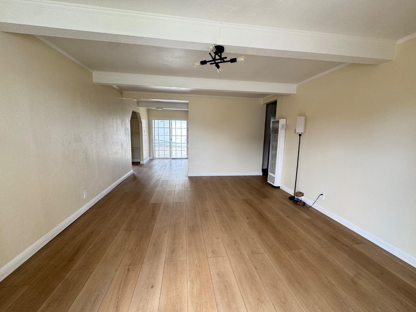 Detail Gallery Image 4 of 28 For 380 Montalvin Dr, San Pablo,  CA 94806 - 4 Beds | 2 Baths