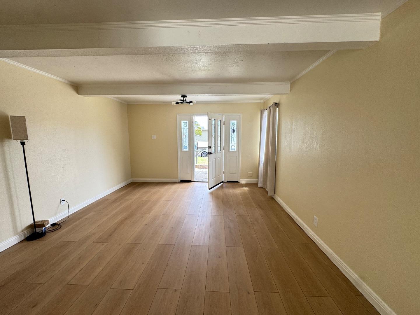 Detail Gallery Image 6 of 28 For 380 Montalvin Dr, San Pablo,  CA 94806 - 4 Beds | 2 Baths