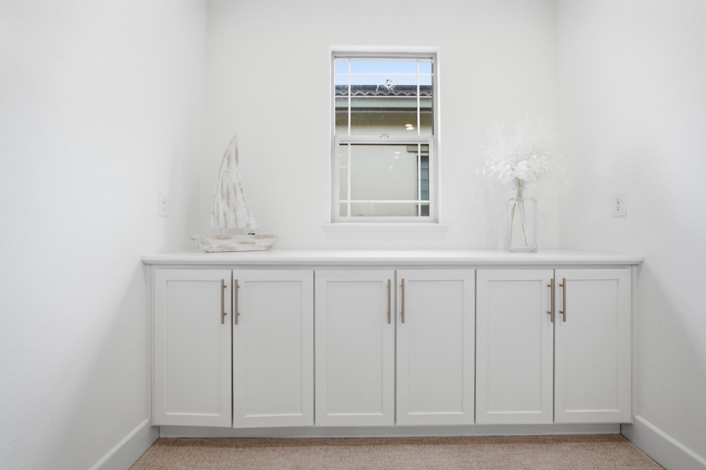 Detail Gallery Image 14 of 32 For 1122 S Morning Glory Dr, Mountain House,  CA 95391 - 4 Beds | 3 Baths