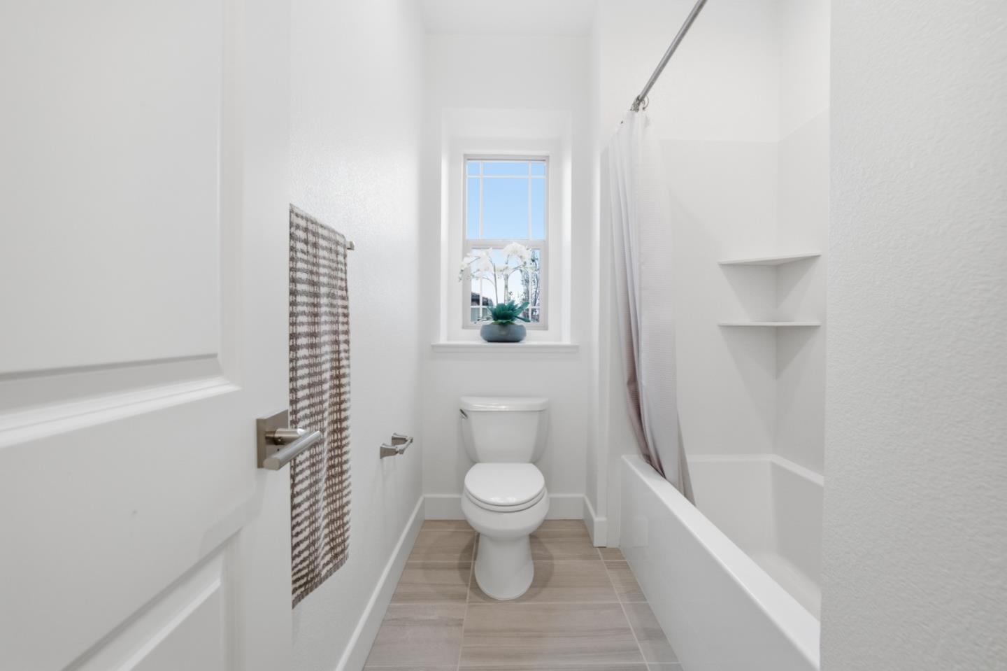 Detail Gallery Image 23 of 32 For 1122 S Morning Glory Dr, Mountain House,  CA 95391 - 4 Beds | 3 Baths