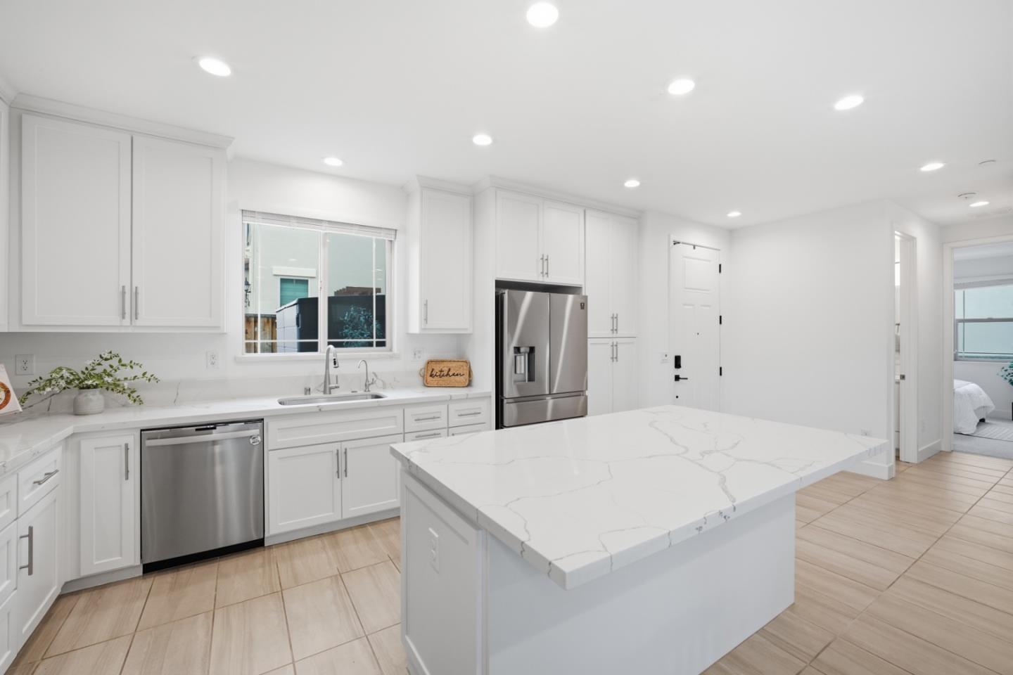 Detail Gallery Image 3 of 32 For 1122 S Morning Glory Dr, Mountain House,  CA 95391 - 4 Beds | 3 Baths