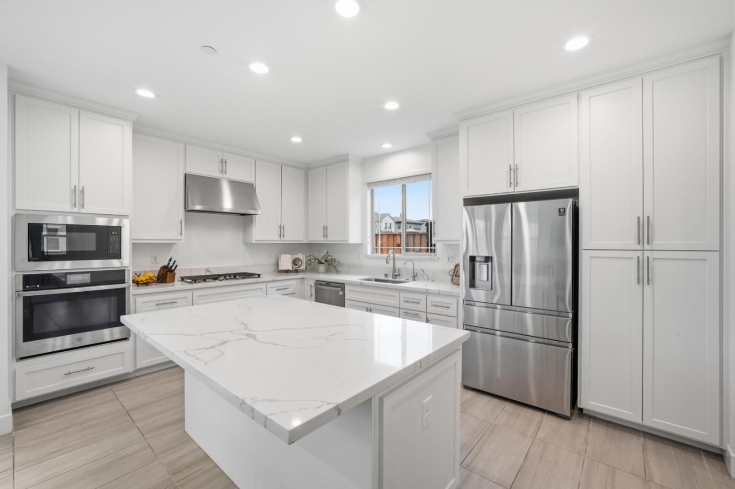 Detail Gallery Image 5 of 32 For 1122 S Morning Glory Dr, Mountain House,  CA 95391 - 4 Beds | 3 Baths