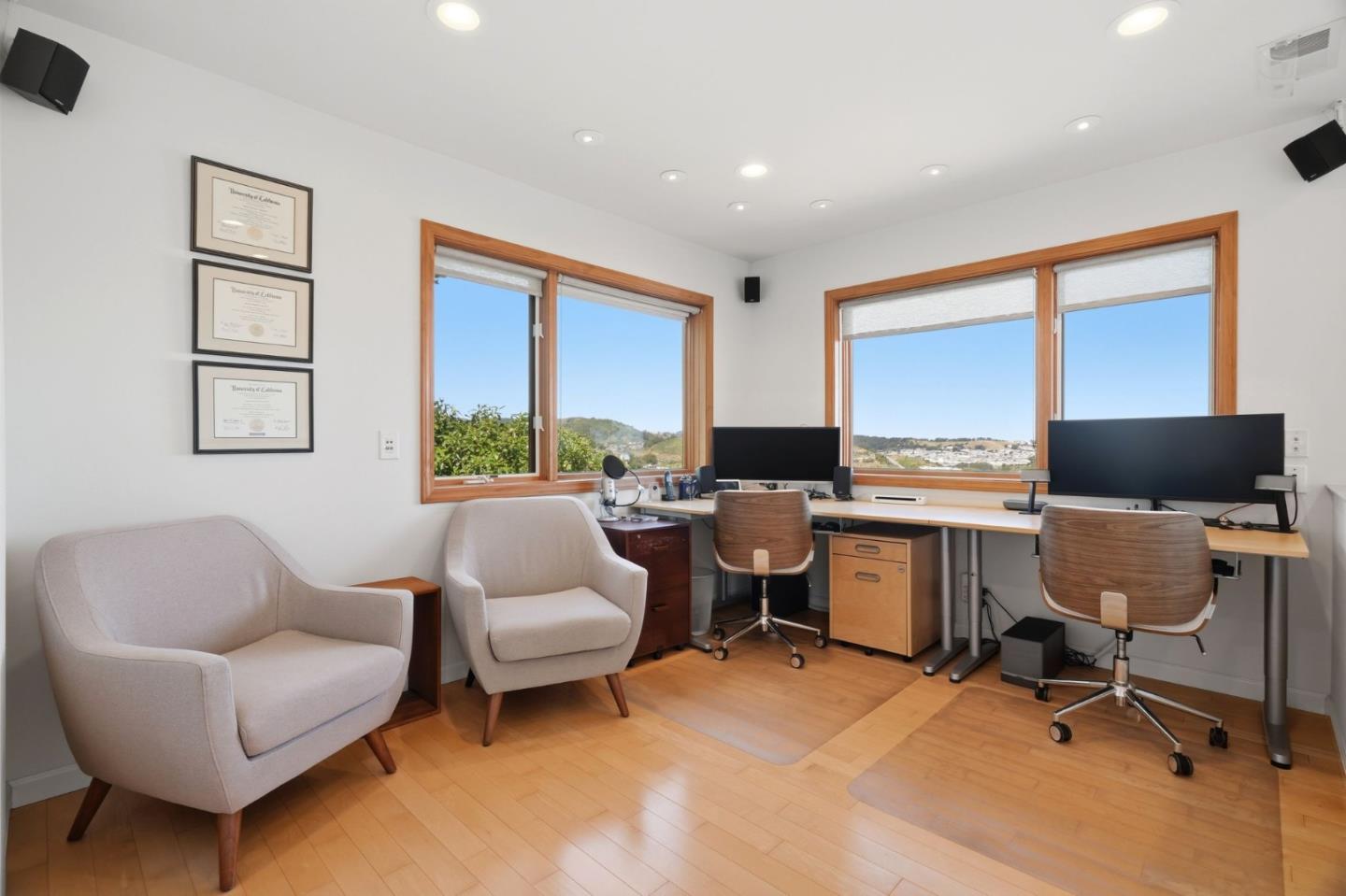 Detail Gallery Image 16 of 50 For 820 Humboldt Rd, Brisbane,  CA 94005 - 3 Beds | 2 Baths