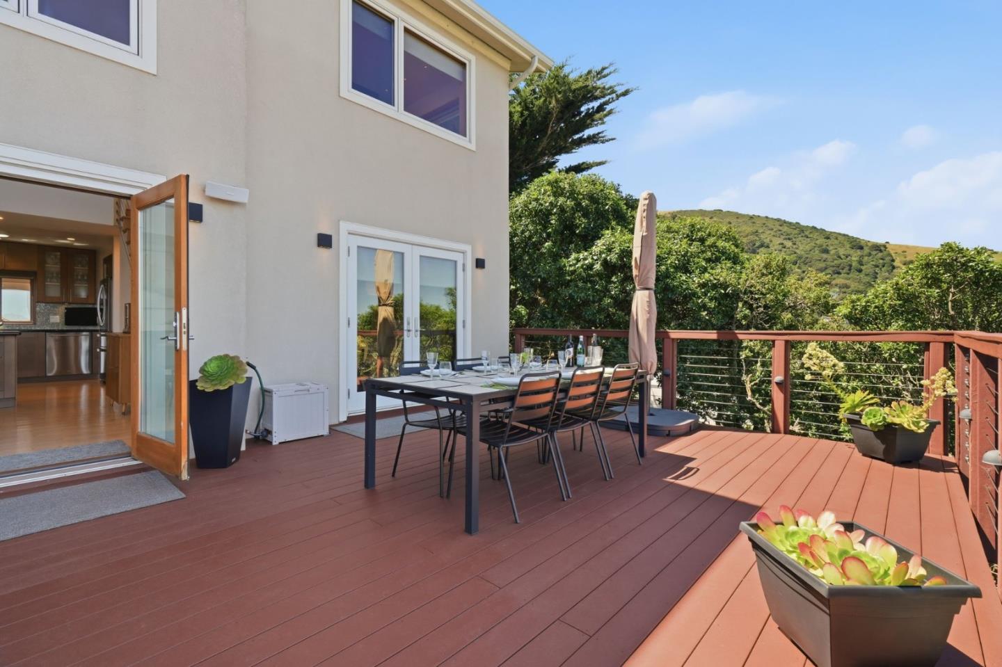 Detail Gallery Image 22 of 50 For 820 Humboldt Rd, Brisbane,  CA 94005 - 3 Beds | 2 Baths