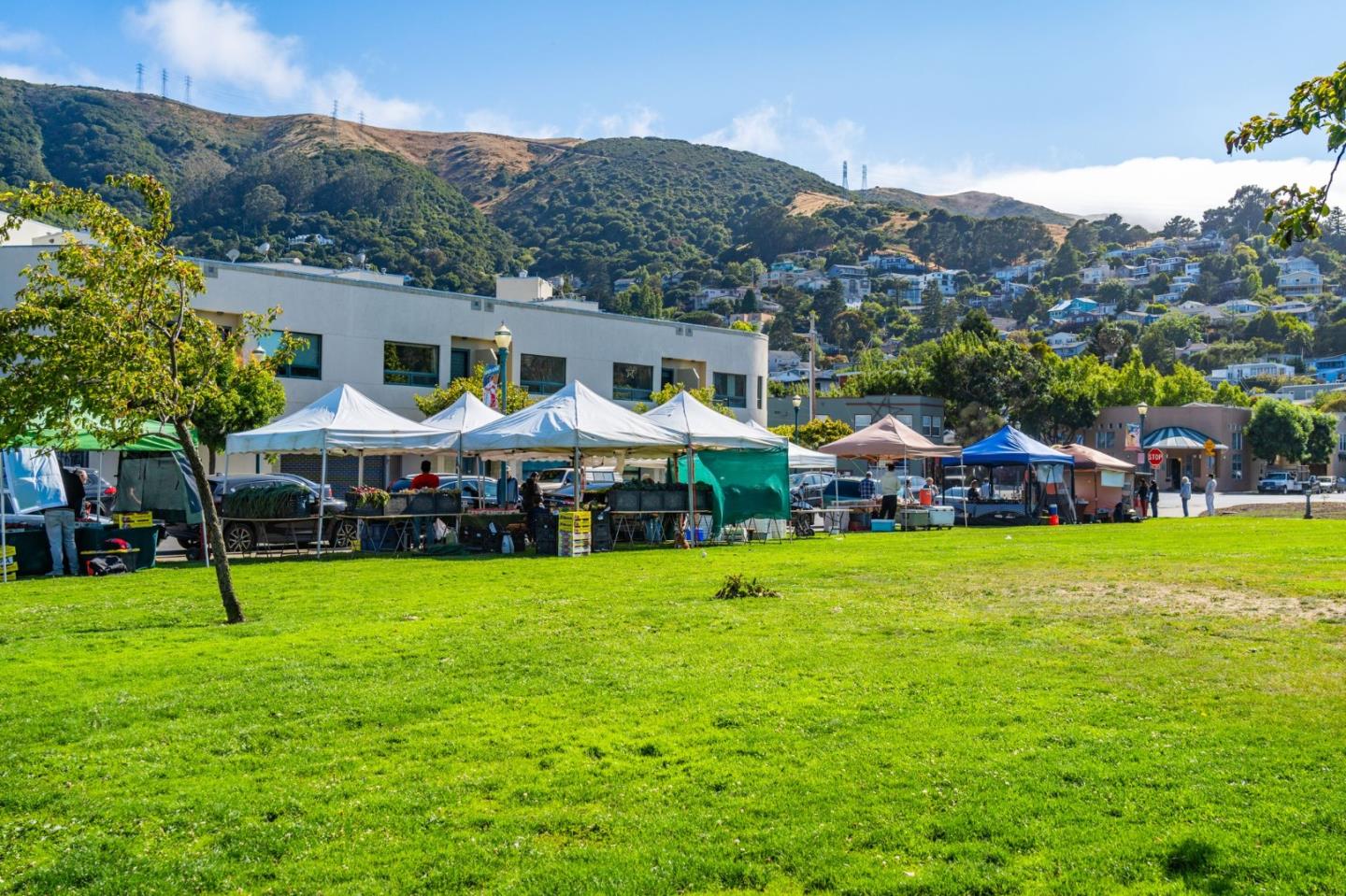 Detail Gallery Image 40 of 50 For 820 Humboldt Rd, Brisbane,  CA 94005 - 3 Beds | 2 Baths