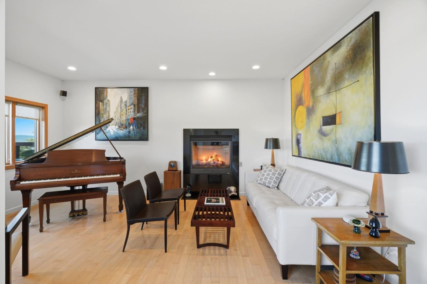 Detail Gallery Image 9 of 50 For 820 Humboldt Rd, Brisbane,  CA 94005 - 3 Beds | 2 Baths